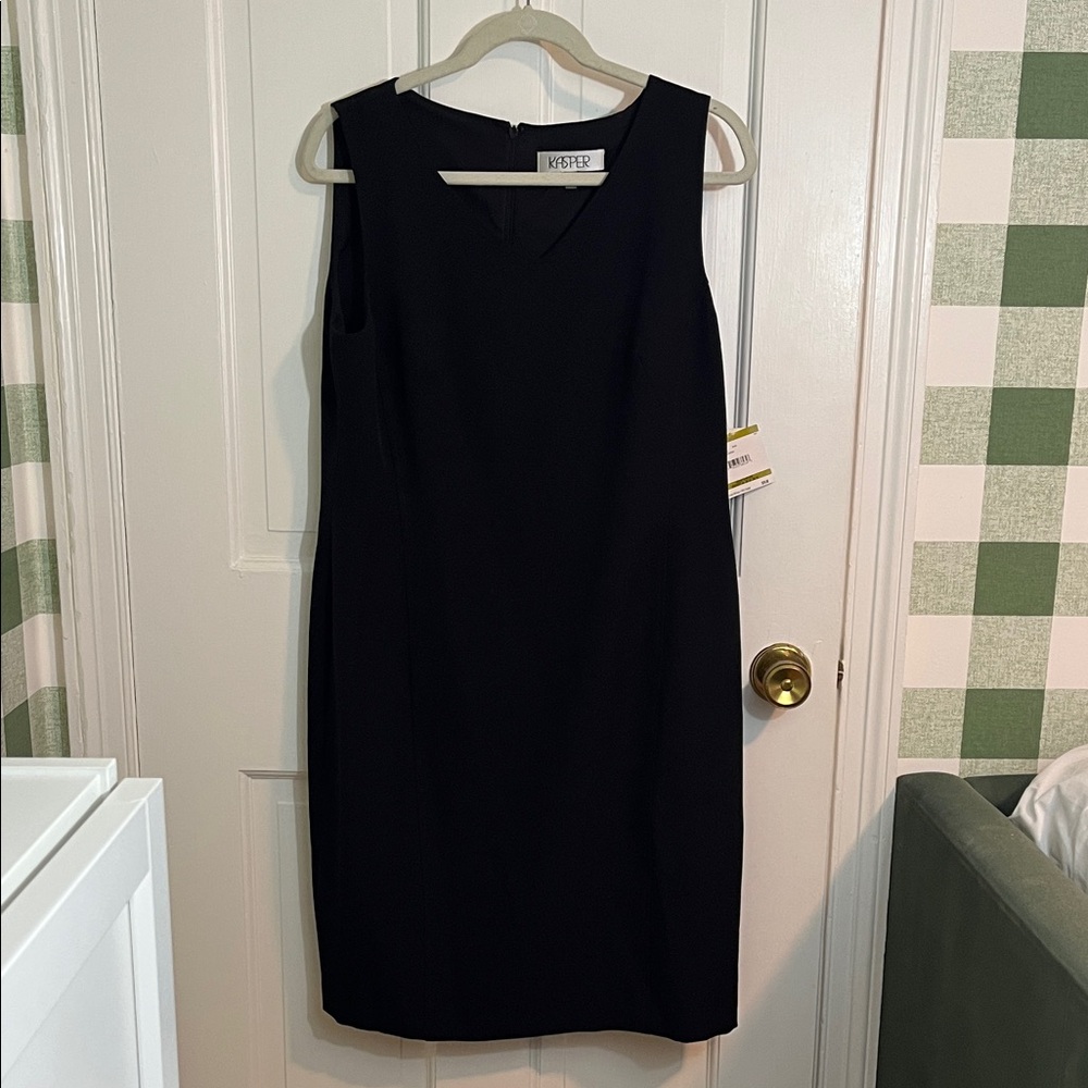 NWT Kasper Black Sheath Dress V-Neck Size 14P
